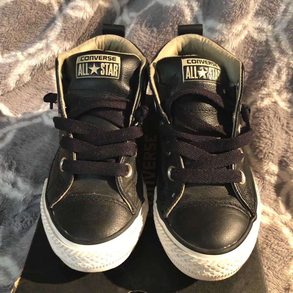 👦🏻 Black Converse Chuck Taylor All Star